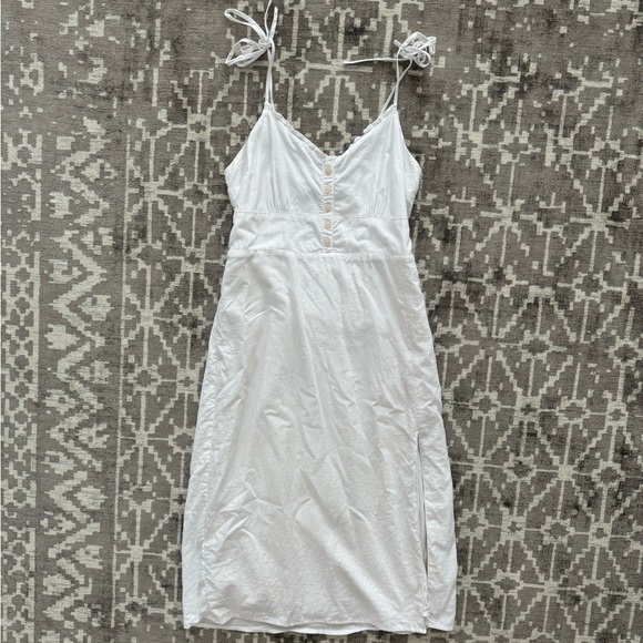 EUC Abercrombie &Fitch Smocked back Midi Spaghetti Strap Linen Summer Dress - Picture 1 of 11